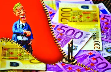 5 конспирации за еврото. Перат банкноти в легени, за да гонят Сатаната