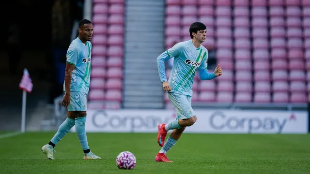 Червен картон пречупи Виляреал, Бетис ликува с 2:0