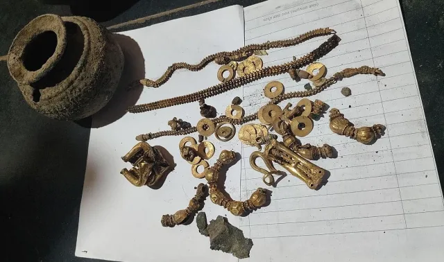 Случайно откритие на златно съкровище предизвика бесен скандал