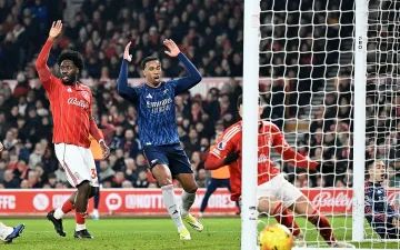 Шампионски мечти под въпрос. Арсенал блокира срещу Нотингам