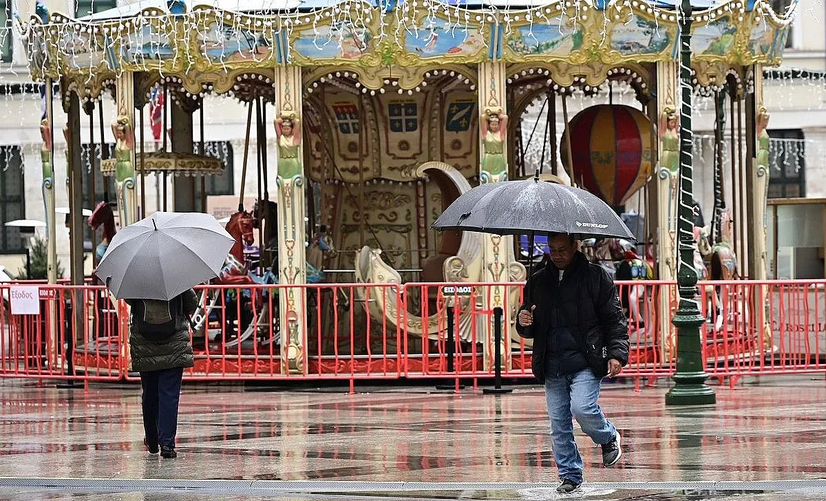 Леден шок в Гърция! Пътищата замръзват, глоби валят за шофьорите