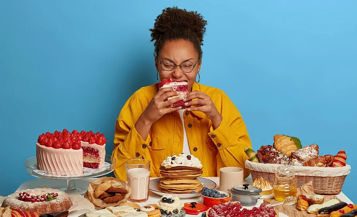 Защо все ви се яде сладко? Диетолози посочиха важна грешка