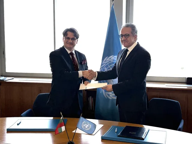 Огромно признание! Бачев и ЮНЕСКО подписаха за подводната археология