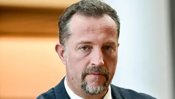 Близък до Радев обяви име на партията, заговори за програмен кабинет