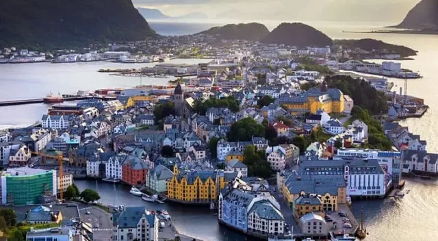 Страшни писма в Норвегия. Страната на нокти