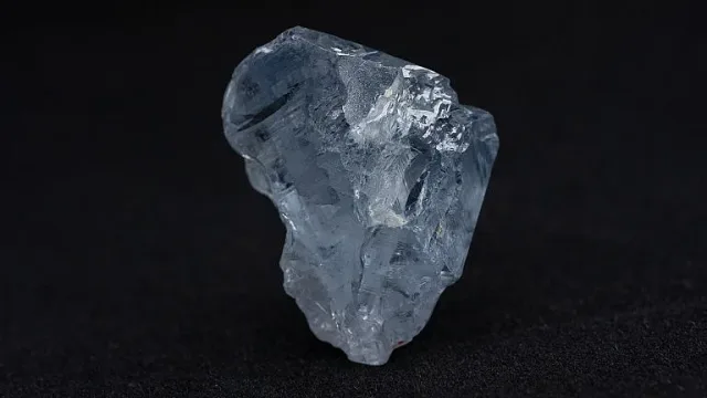 Ударът на века! Откриха най-редкия син диамант