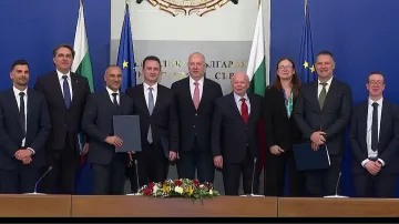 Подписаха историческо споразумение за страната