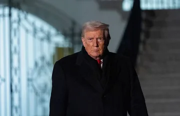 На 5 минути от Тръмп. Хотел гори в Давос!  