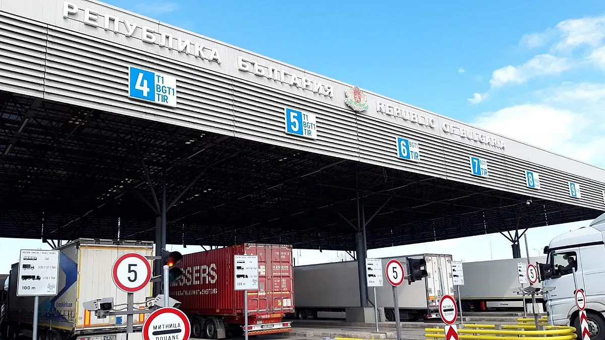 Тежкотоварен ад на „Марица“! Колоната расте, чакането стига денонощие