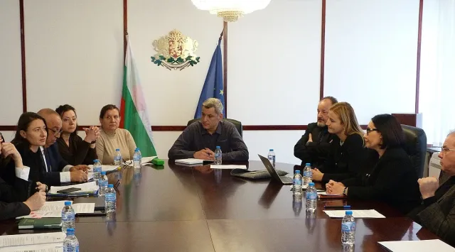 Взеха ключови решения за авторските права у нас