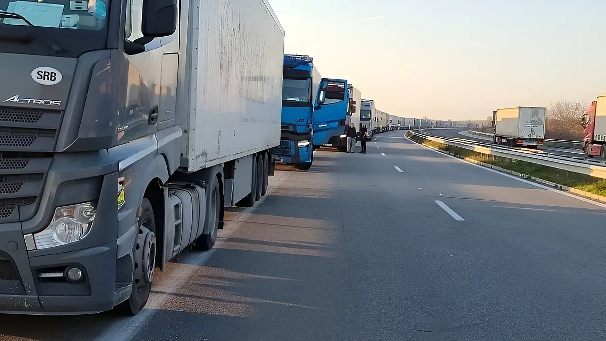 Интензивен трафик за камиони на Капитан Андреево и Лесово