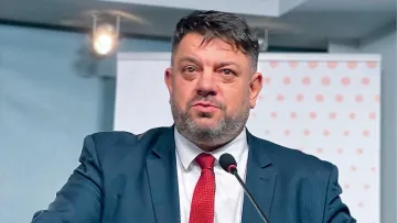 Атанас Зафиров пред СТАНДАРТ: Справедлива данъчна система е новата кауза на левицата