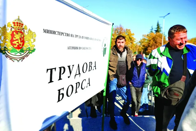 Страшна драма с работните места. Неистов глад за кадри