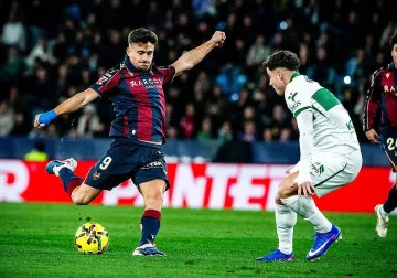 Късен удар спаси Леванте срещу Елче и разпали битката за оцеляване