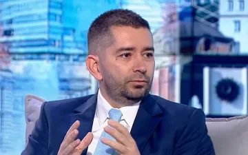 Какво ще прави Слави Василев в политическия проект на Радев