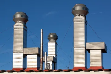 Драма в училища и забавачки. Липсва нещо много важно