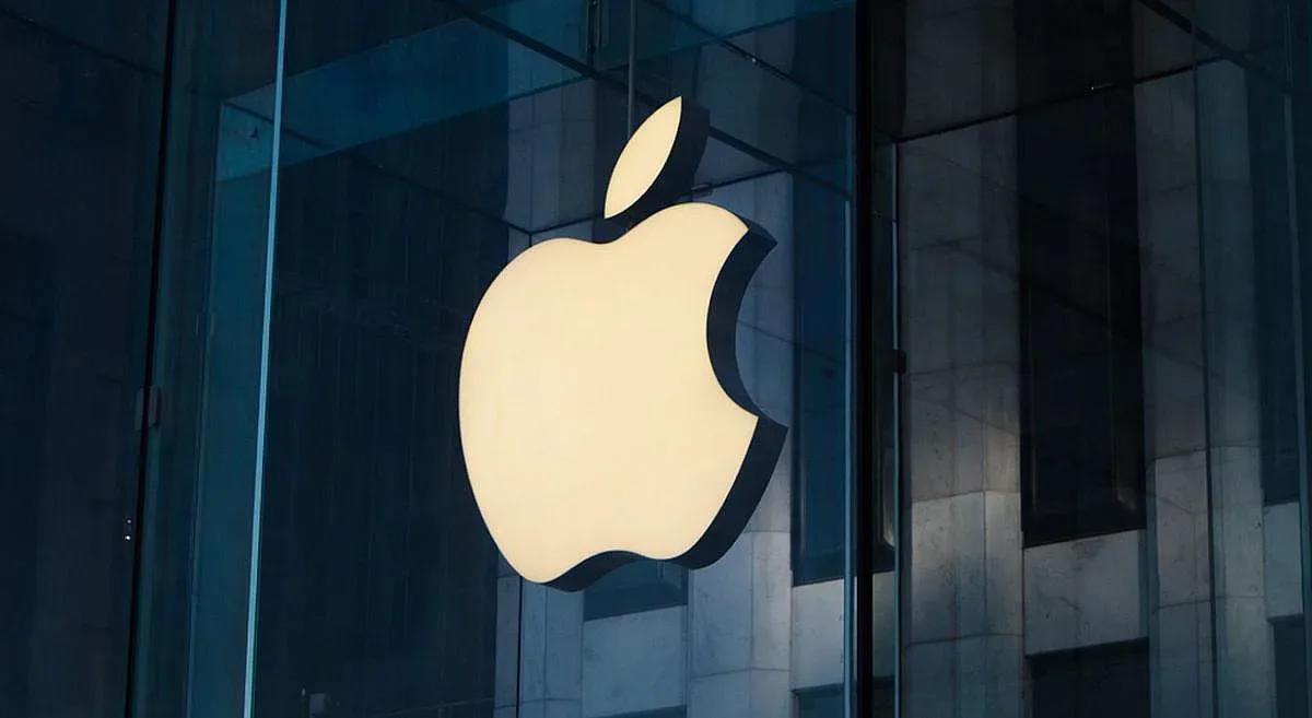 Apple прави устройство, което ще промени пазара на изкуствен интелект