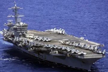 Напрежение! Стоманеният остров на САЩ доближи Иран