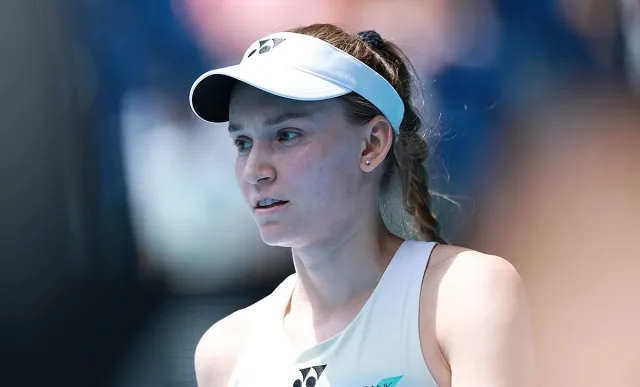 Рибакина спря Швьонтек и разби мечтата за кариерен шлем