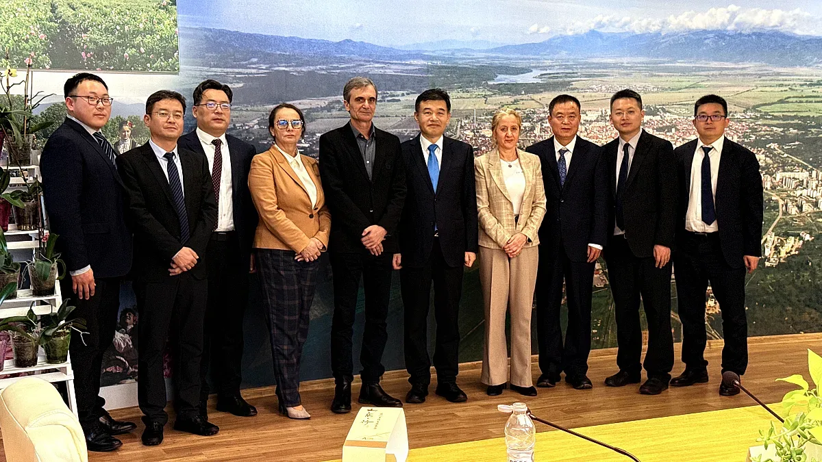 Китайски гигант с интерес към най-българския продукт