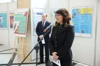 Киберзащитници влезе в парламента. Уникална изложба СНИМКИ