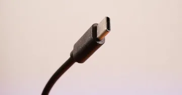 3 грешки с USB-C кабела, които забавят скоростта на зареждане