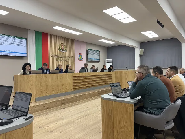 Общинският съвет – Казанлък прие Стратегия за личностно развитие на децата и учениците