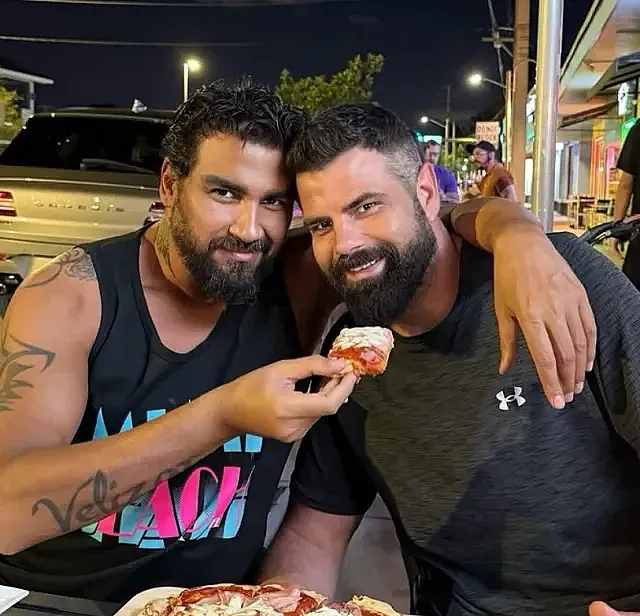 Азис проговори за мъжа до него