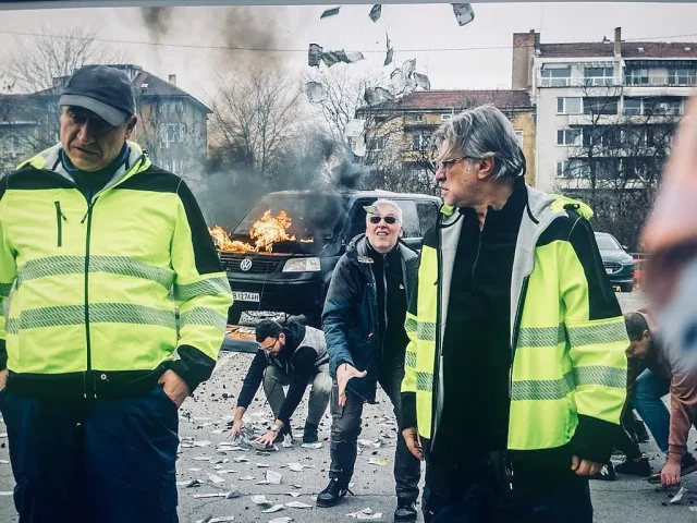 Дъжд от евро над главата на Куката