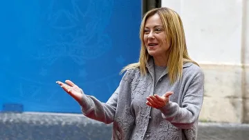 Джорджа стана ангел! Ето къде грейна образът й