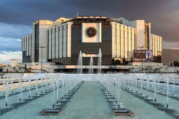 Сигнал за бомба в НДК. Полицията накрак ОБНОВЕНА