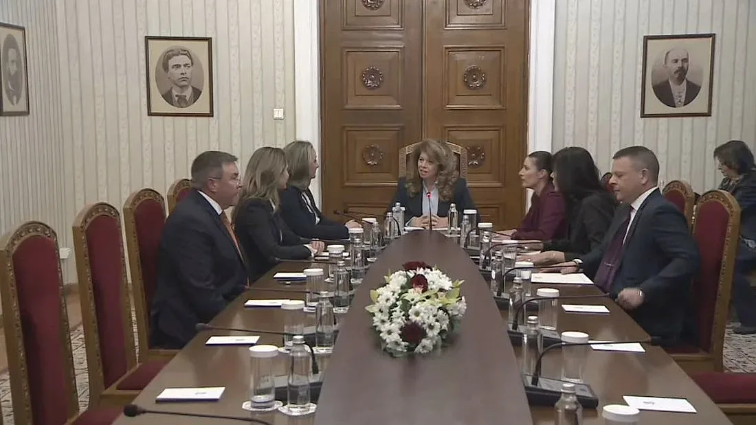 ГЕРБ с изненадващо предложение към Йотова за служебен премиер