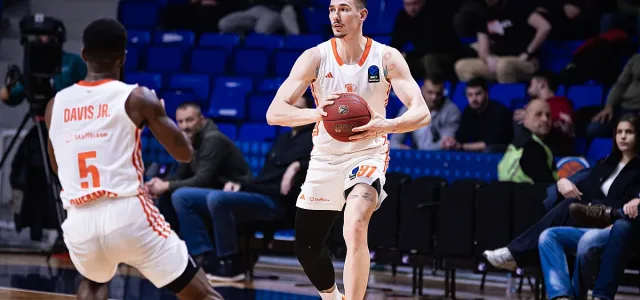 Йордан Минчев и Кемниц надделяха над Тренто в решаващ мач от Еврокъп