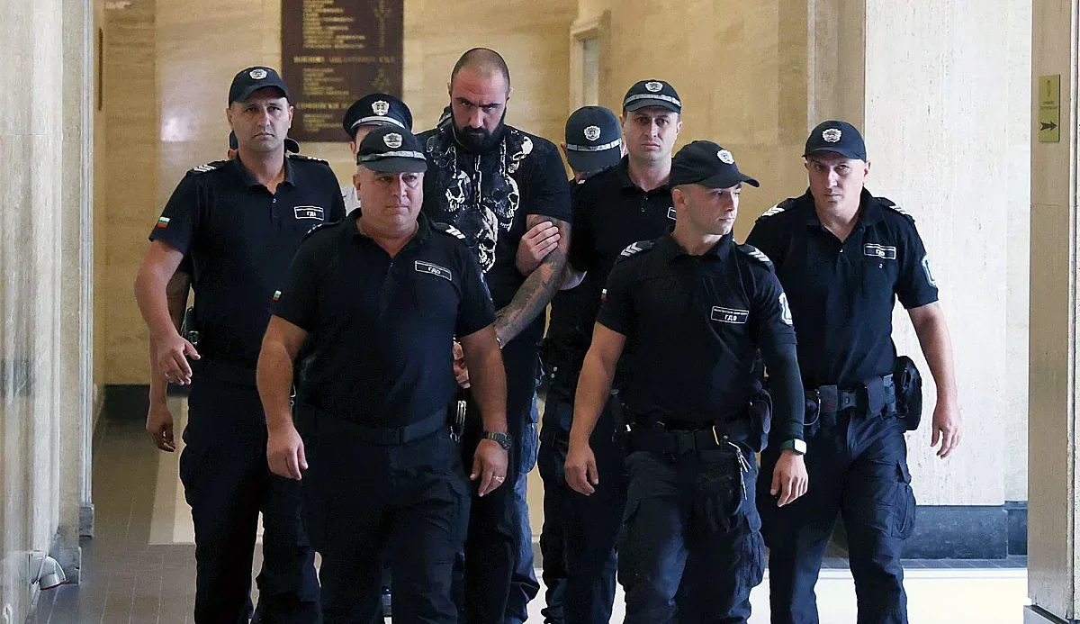 Нов процес за тройното убийство край Лозен