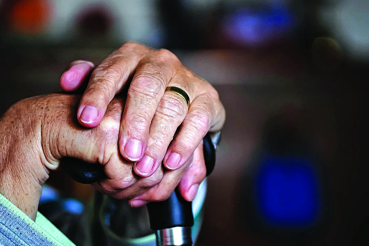 Пенсиите на жените отлетяха в пропастта. Причината