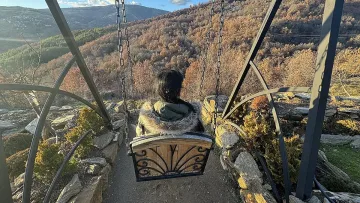 Любовна отвара за Деня на влюбените в Село Долене - мястото, където стигаш облаците