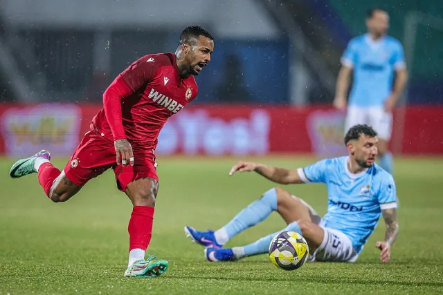 Скандал. Хванаха играч на ЦСКА да кара пиян