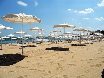 Страшна драма във Варна. Засяга култов плаж