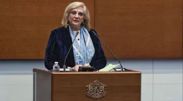 Искра Михайлова: Сега никой не може да каже, че г-н Пеевски е определил служебния премиер