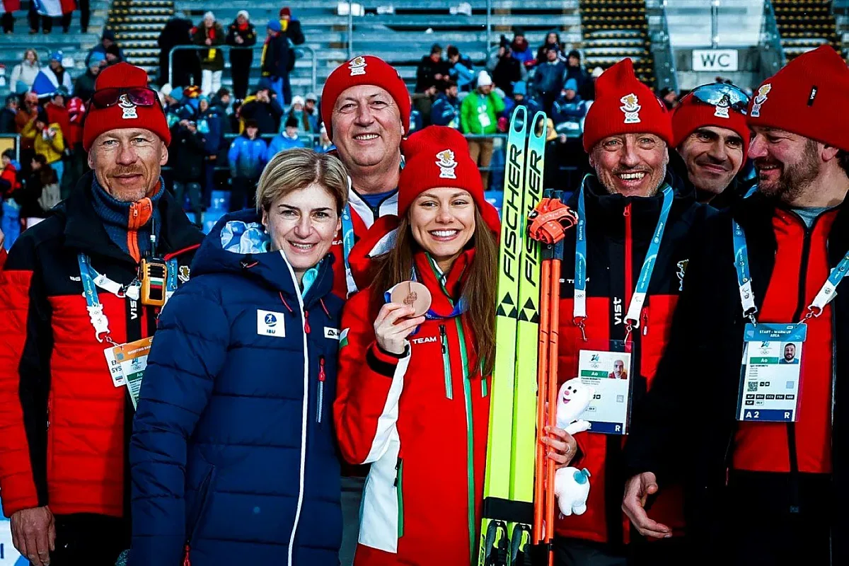 Катя Дафовска издаде голямата тайна за бронзовата Лора