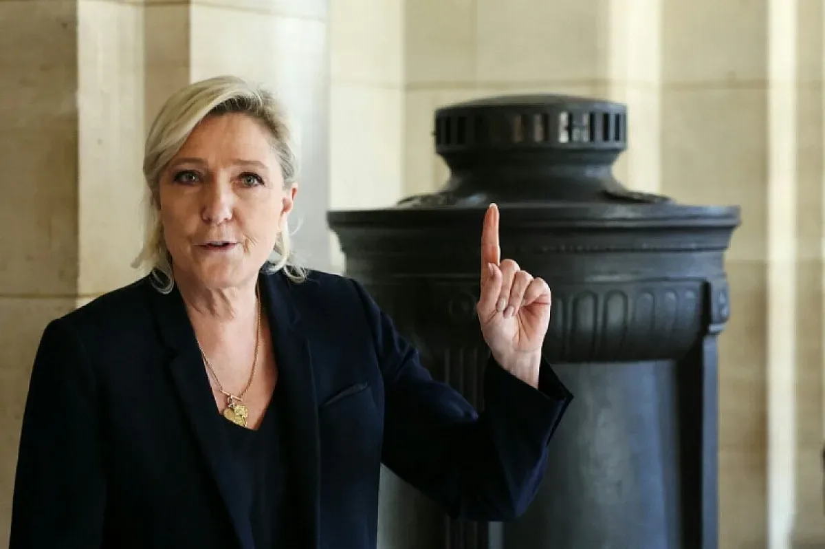 Решават за Марин льо Пен на 7 юли