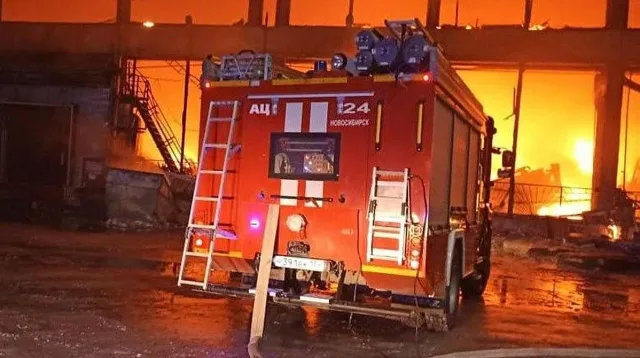 В Русия гори след успешна украинска атака