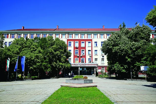 Технически университет-София: Обучаваме лидери!