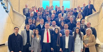 Пеевски се срещна с младежи от Пазарджик