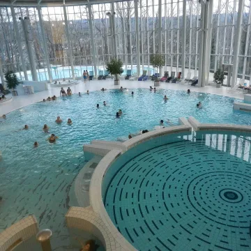 Спа – градът, който даде името "спа". От Петър I Велики, до Ленън и Бауи са важните гости