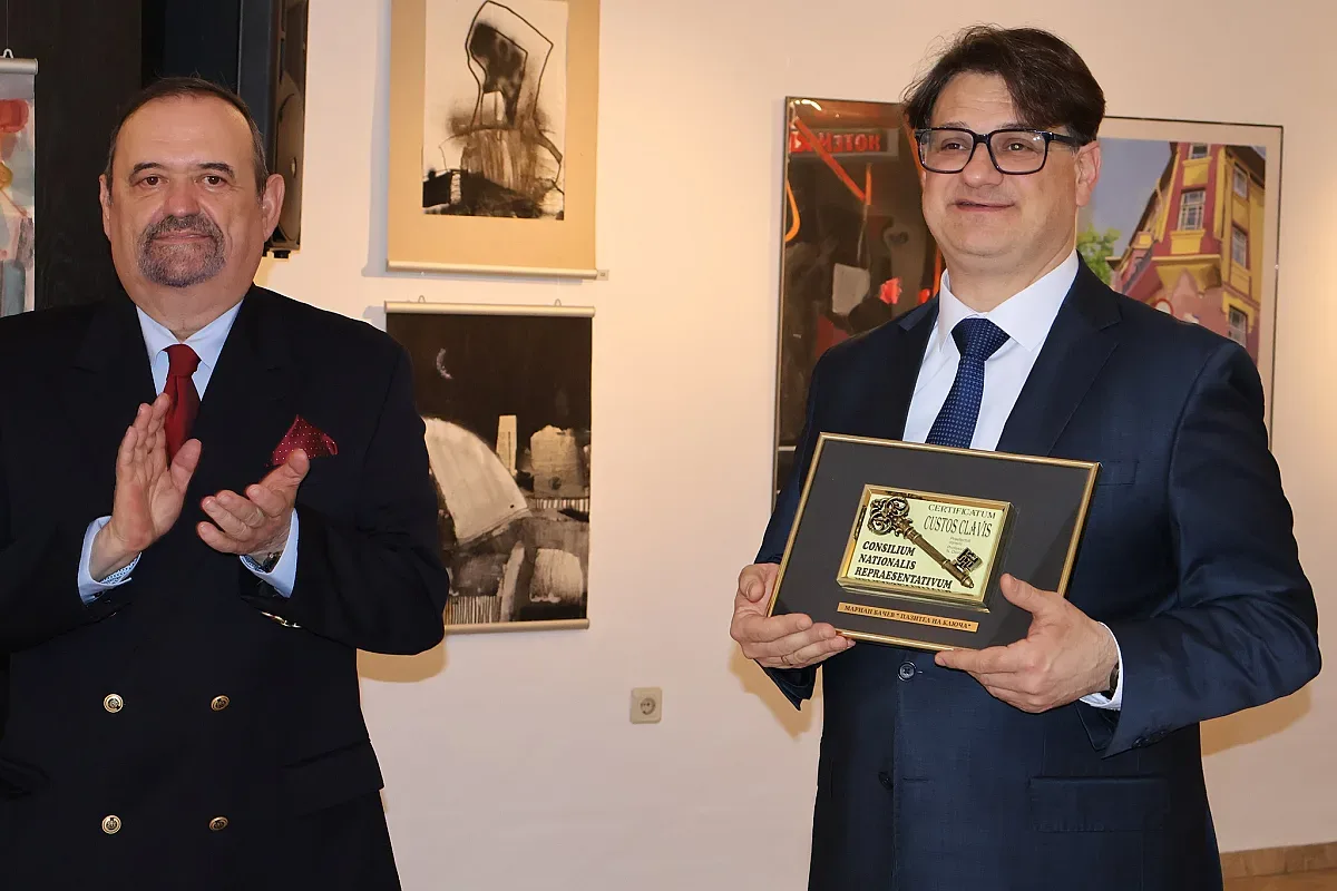 Пазител на ключа! Голямо признание за Мариан Бачев (СНИМКИ)