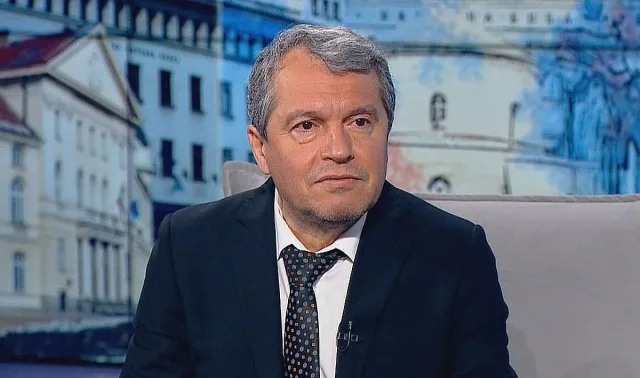 Бесен Тошко Йорданов: Имаме педофилска секта, покровителствана от ПП-ДБ!