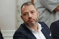 Земетресение в ГЕРБ. Знакова фигура напуска