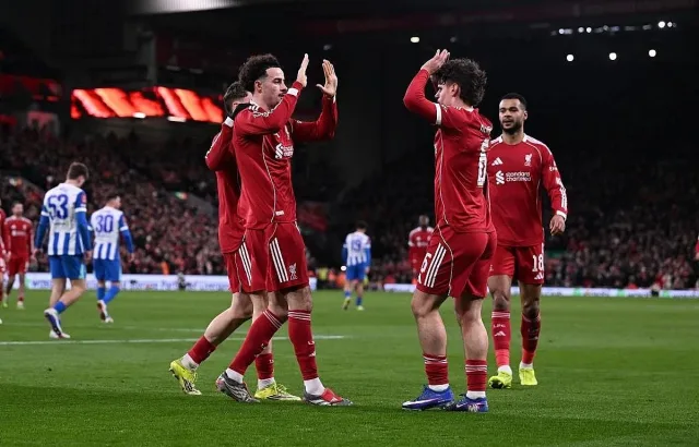 Ливърпул премаза Брайтън и продължава напред за ФА Къп