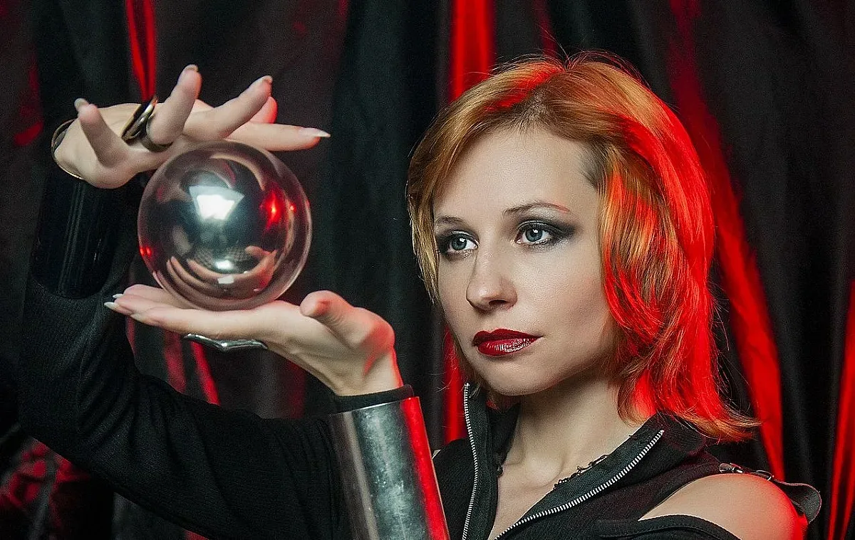 Родените в тези месеци по-често стават ясновидци